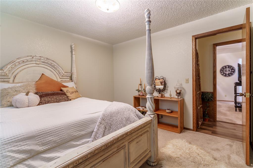 204 N Main Avenue Property Photo 38