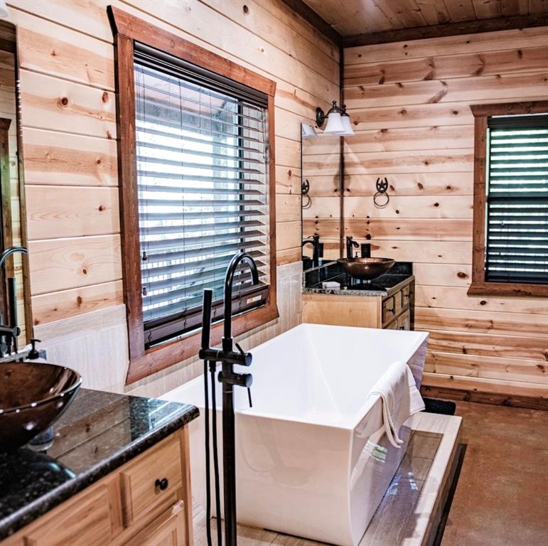 35 Bass Loop Property Photo 8