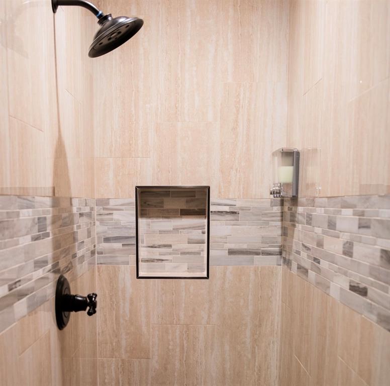 35 Bass Loop Property Photo 9