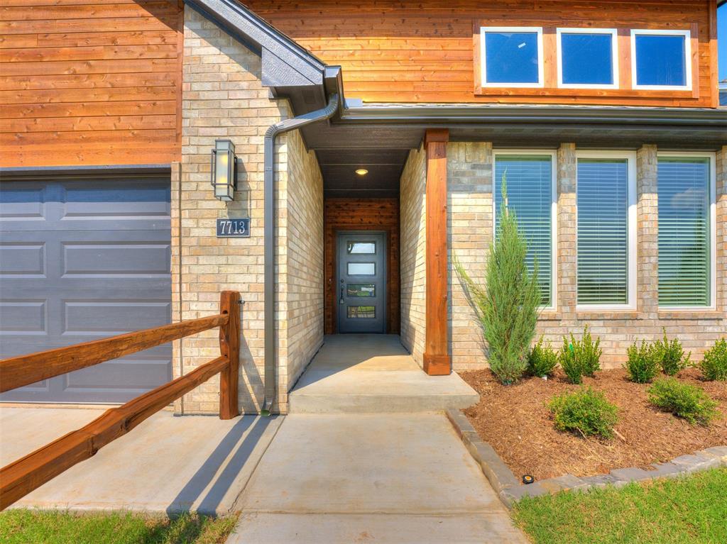 7713 Woods Edge Way Property Photo 4