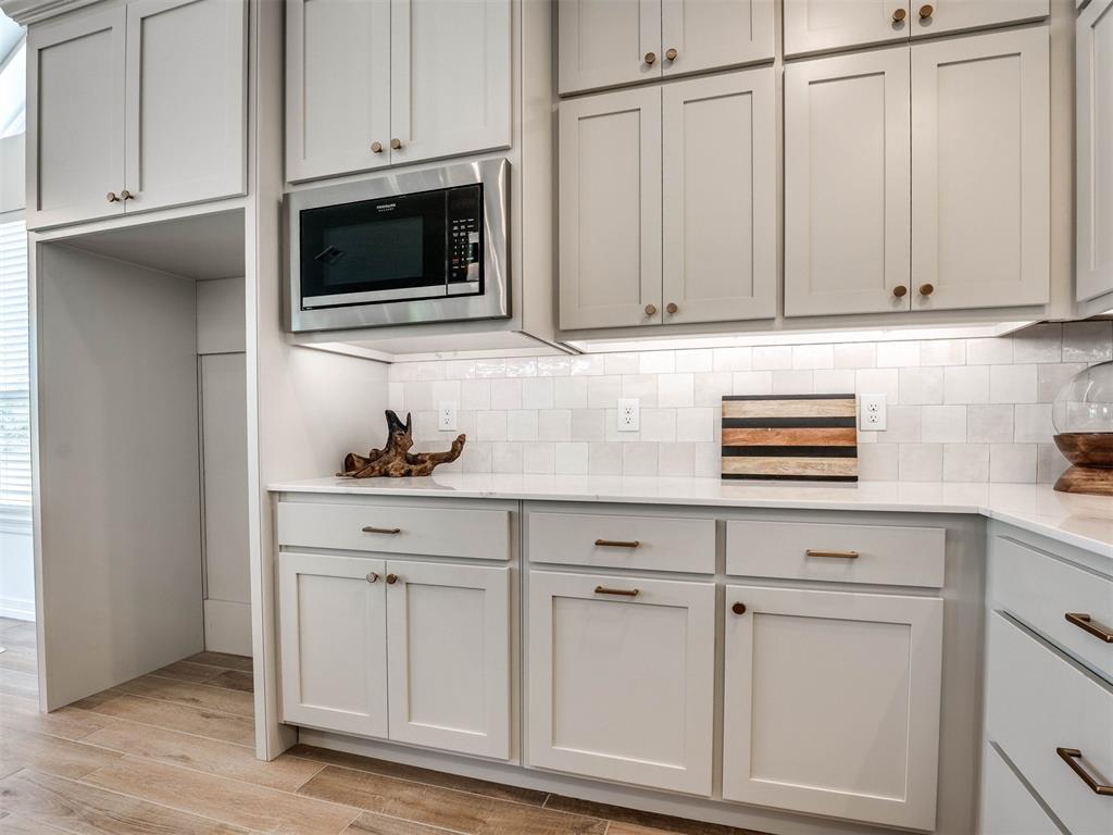 7713 Woods Edge Way Property Photo 15