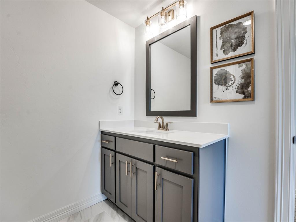 7713 Woods Edge Way Property Photo 40