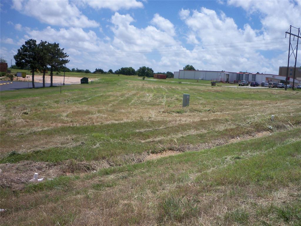 Weeden Drive Property Photo 6