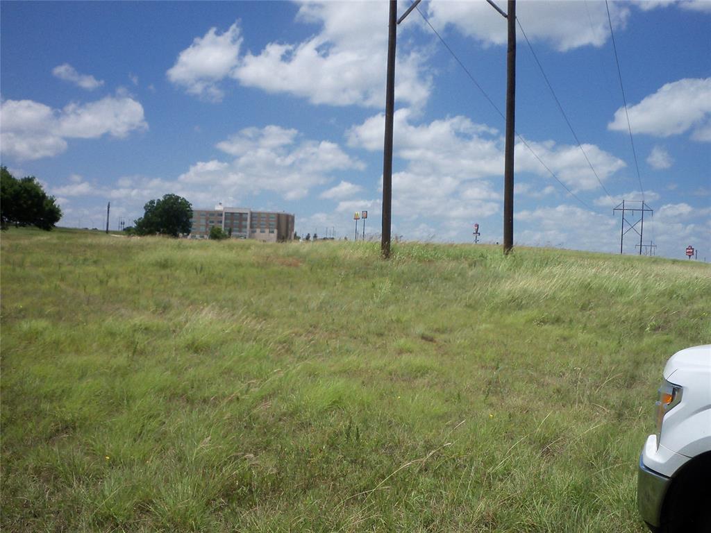 Weeden Drive Property Photo 8