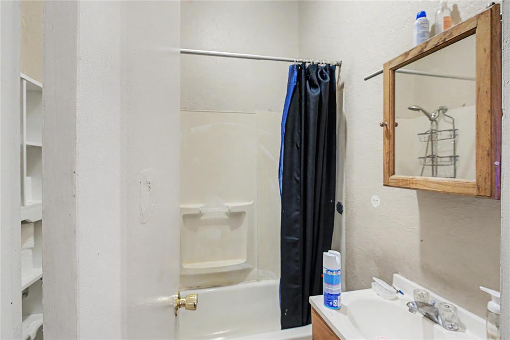 715 Nw Arlington Avenue Property Photo 13