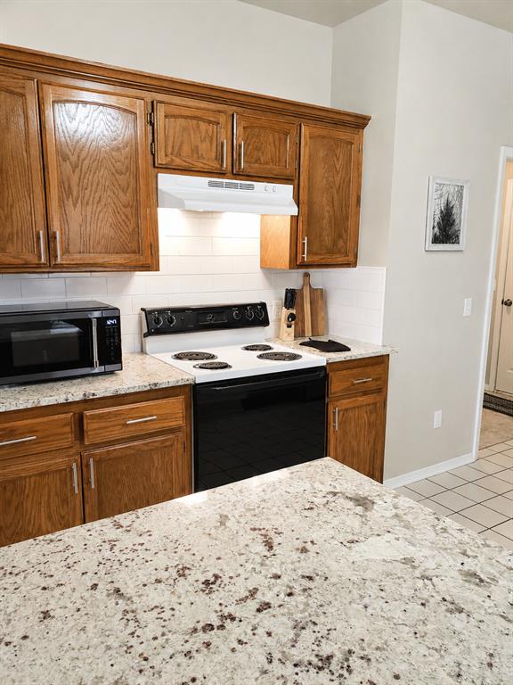 1713 Sumac Drive Property Photo 10