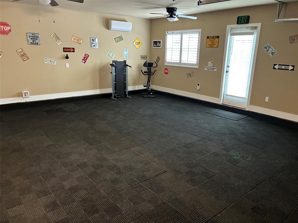 220 S Ponca Avenue Property Photo 9