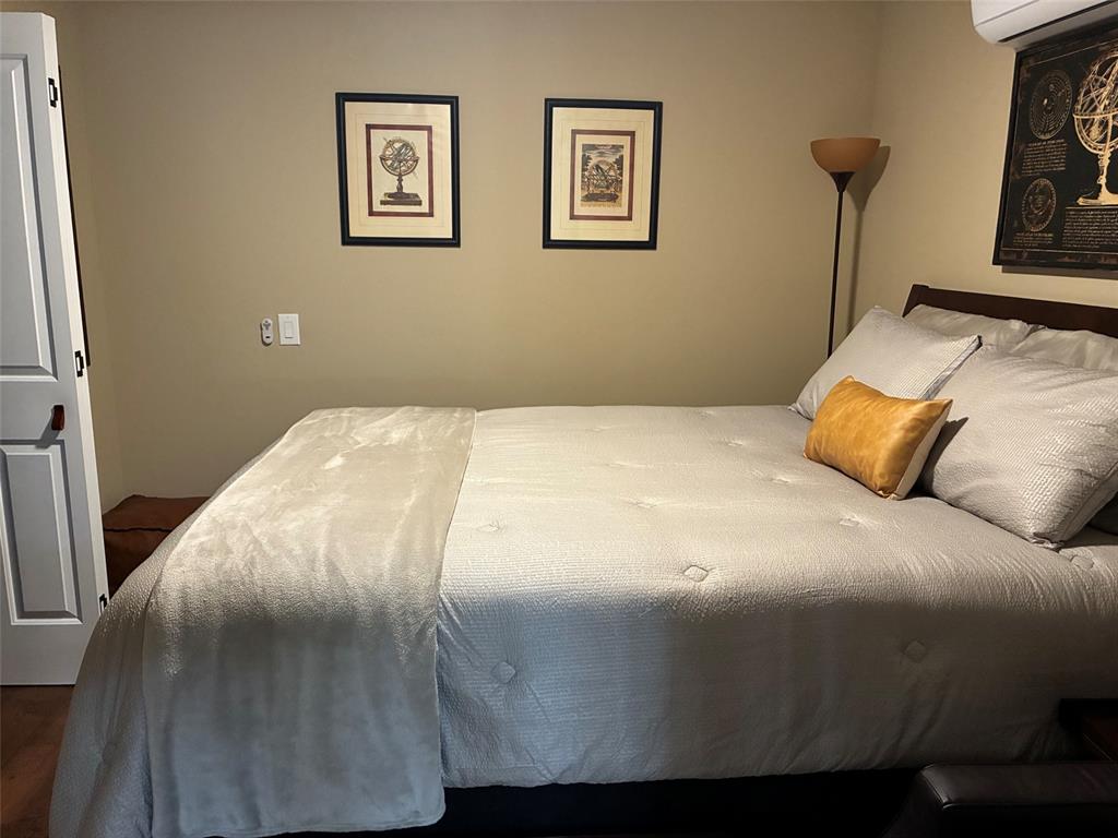 220 S Ponca Avenue Property Photo 13