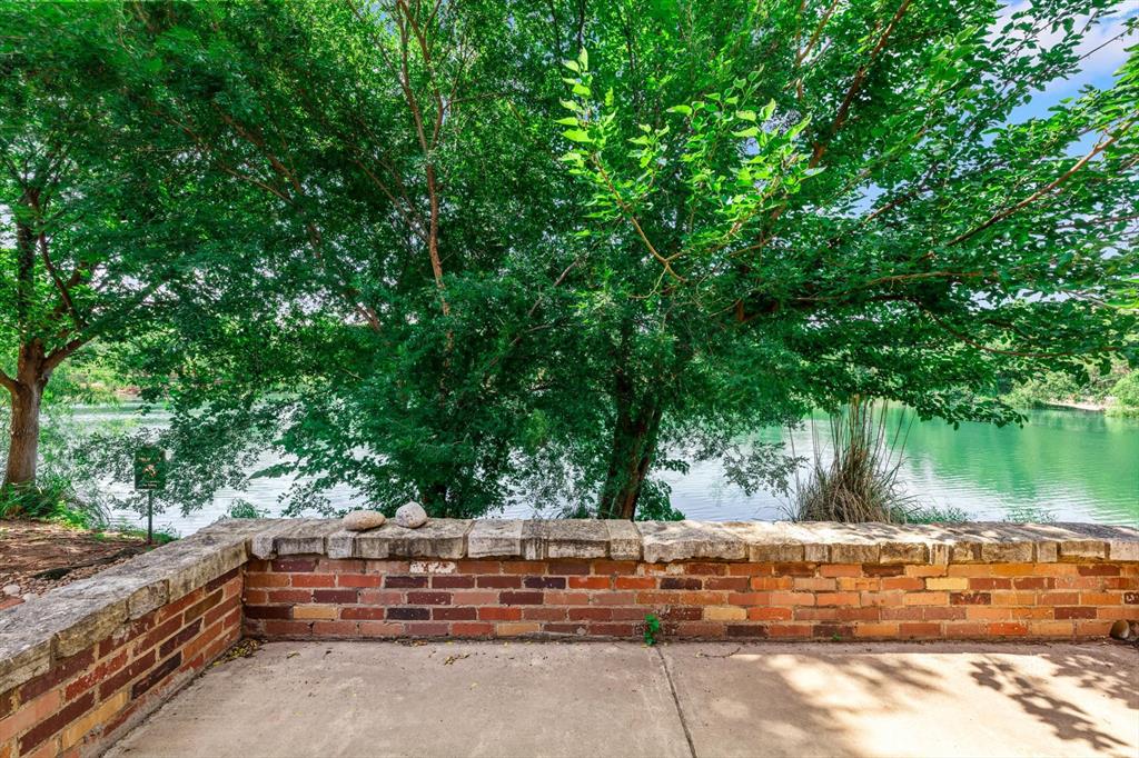 2224 Bridgeview Boulevard Property Photo 26