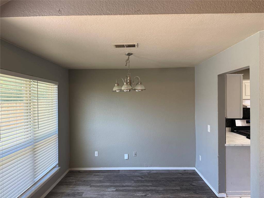 501 Sw 149th Place Property Photo 10