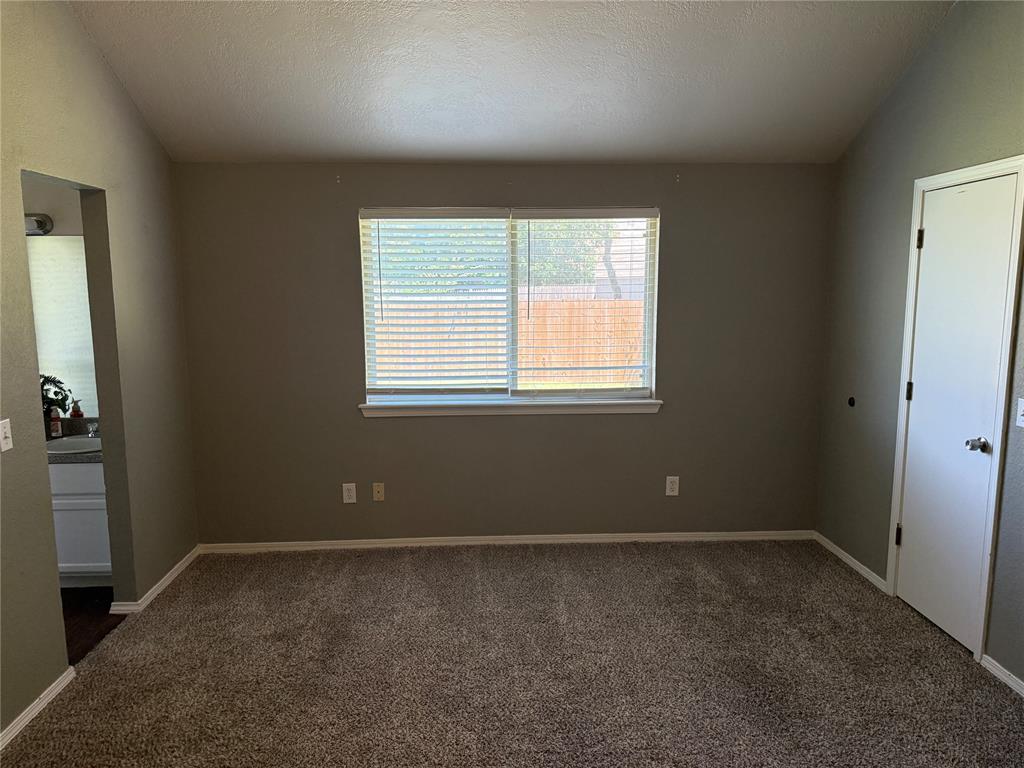 501 Sw 149th Place Property Photo 28
