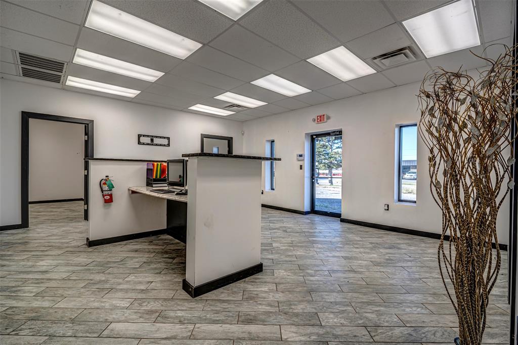 1831 Industrial Boulevard Property Photo 8