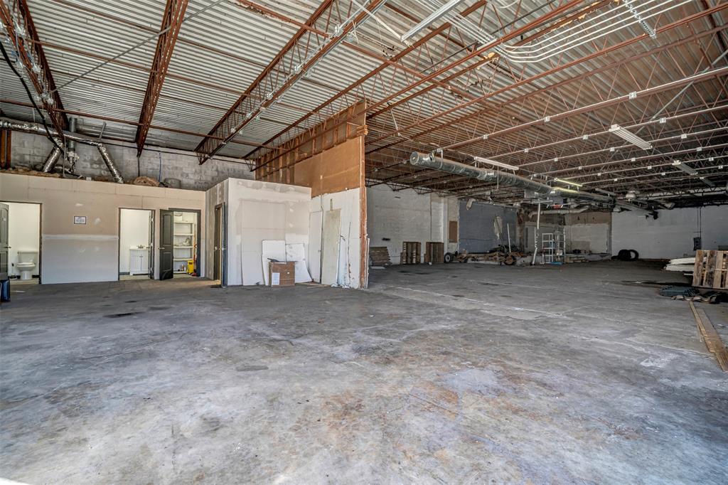 1831 Industrial Boulevard Property Photo 15