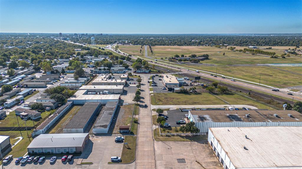 1831 Industrial Boulevard Property Photo 17