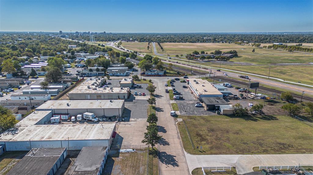 1831 Industrial Boulevard Property Photo 18