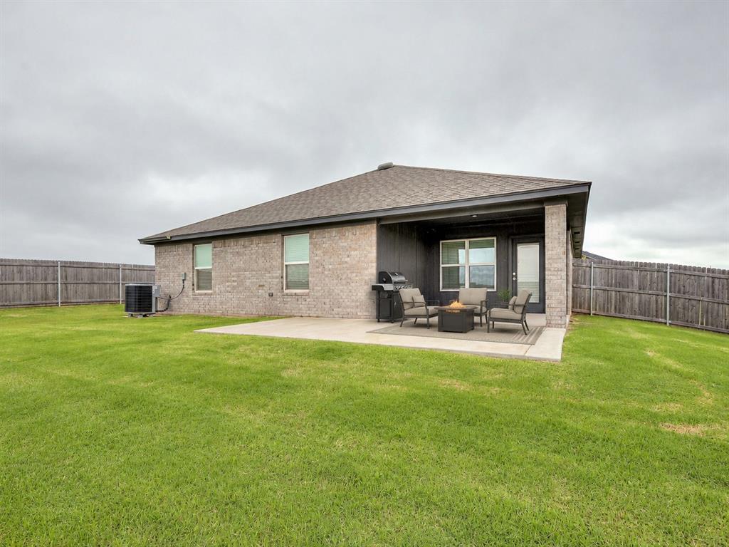 2406 Heather Road Property Photo 35