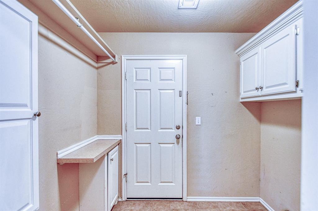 2821 Stonebridge Court Property Photo 22