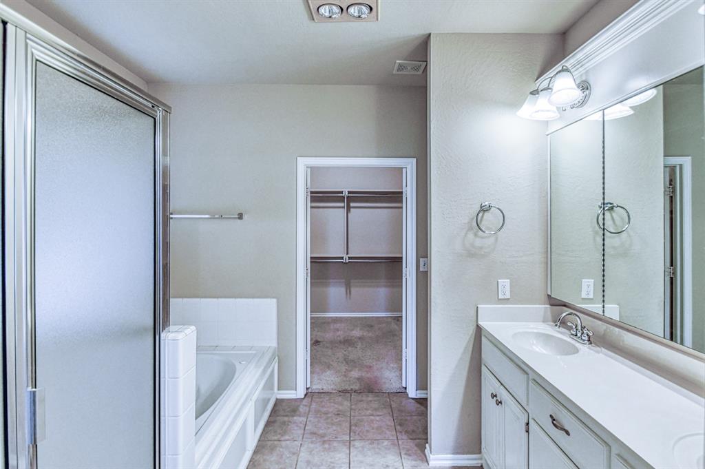 2821 Stonebridge Court Property Photo 26