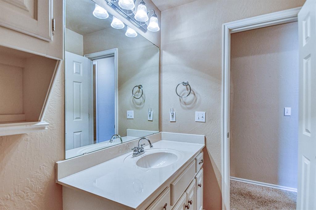 2821 Stonebridge Court Property Photo 32