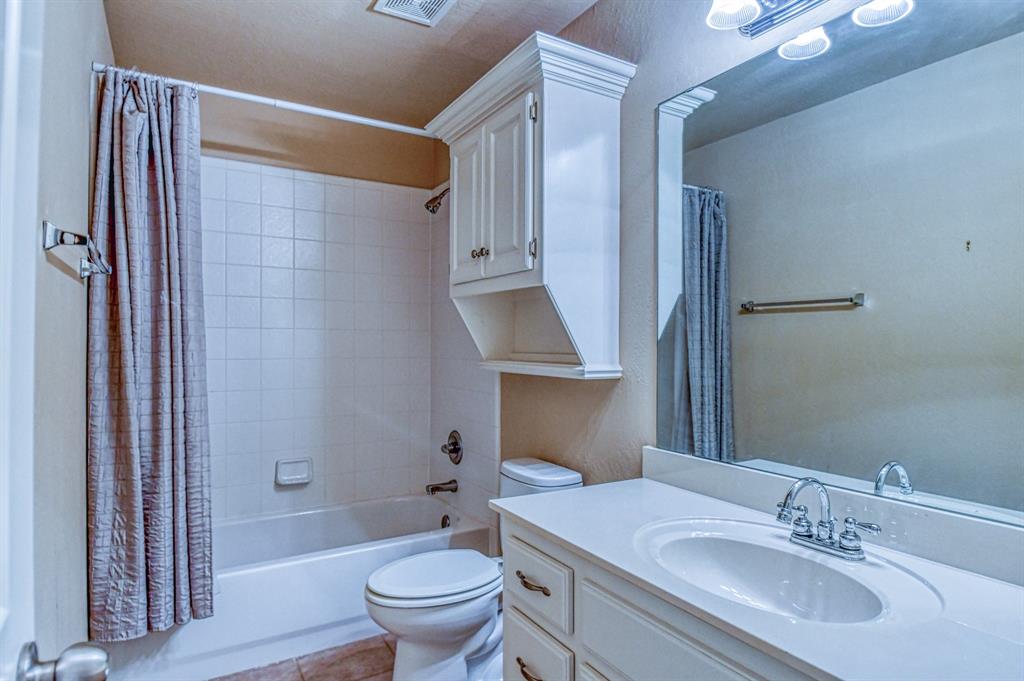 2821 Stonebridge Court Property Photo 33