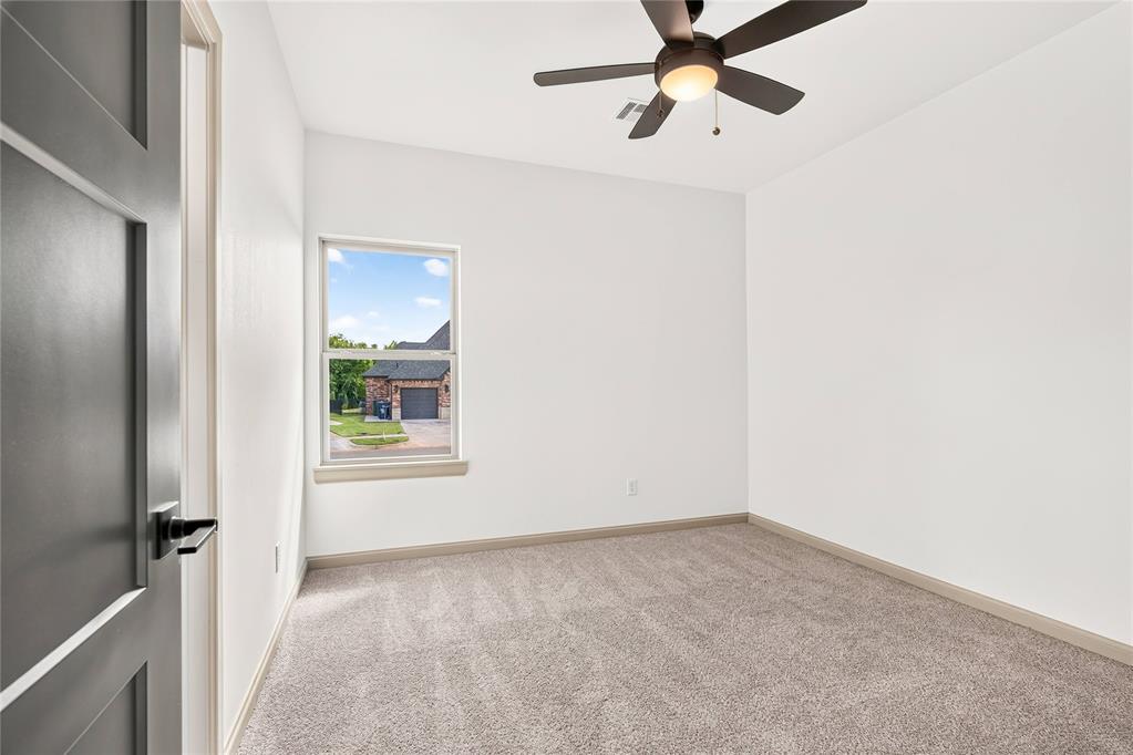 11729 Nw 105th Street Property Photo 28