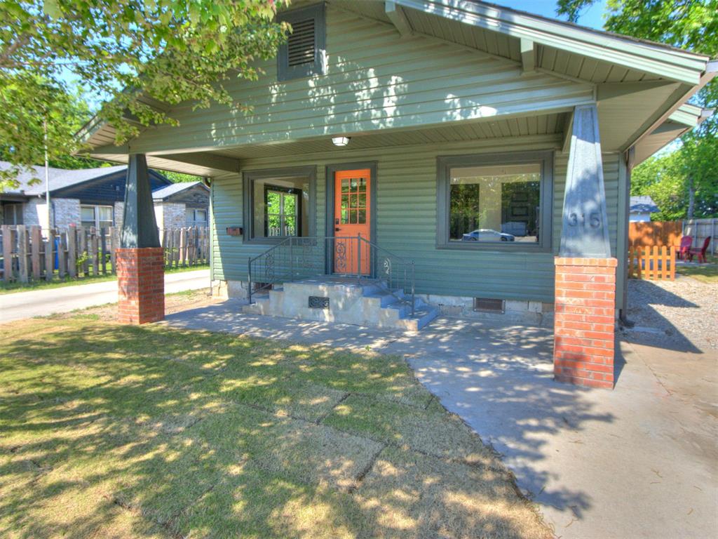 315 N Crawford Avenue Property Photo 1