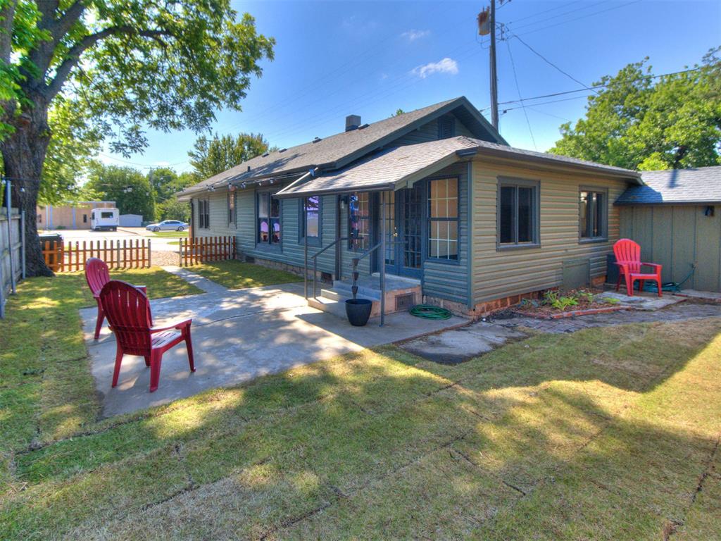 315 N Crawford Avenue Property Photo 19