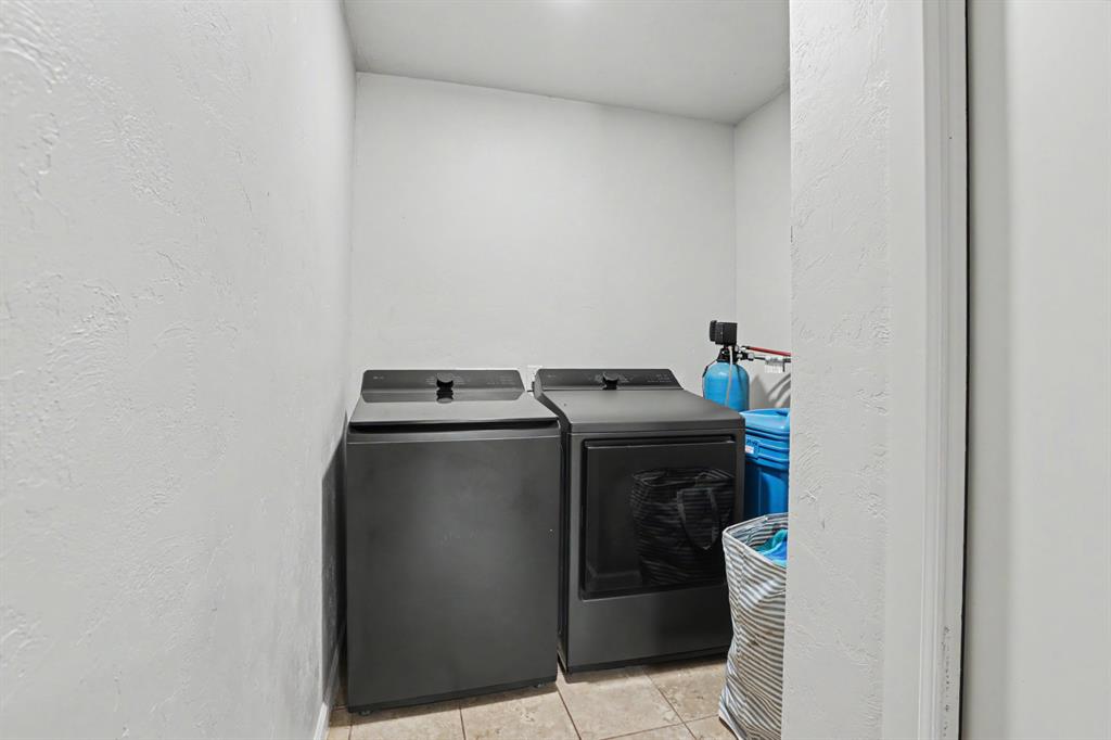 3164 Sharon Gale Drive Property Photo 48