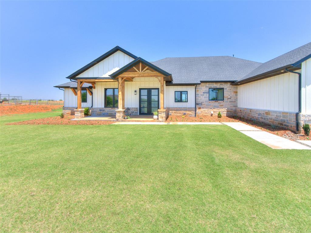 26244 E 868 Road Property Photo 4