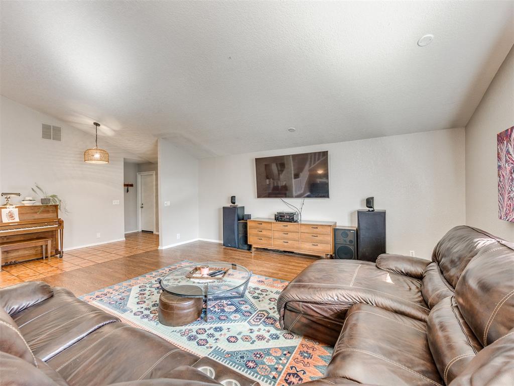 6612 Briarcreek Drive Property Photo 3