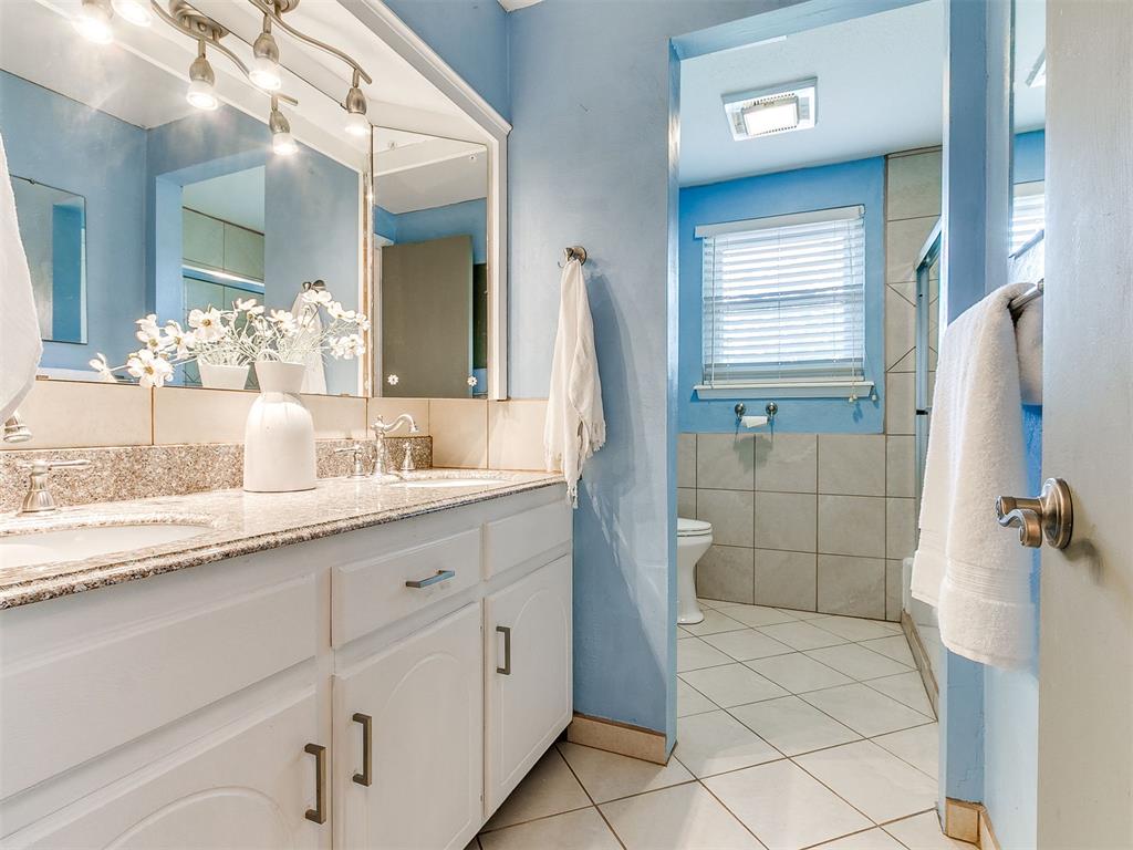 7309 N Hammond Avenue Property Photo 32