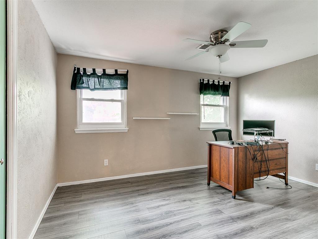 7309 N Hammond Avenue Property Photo 34