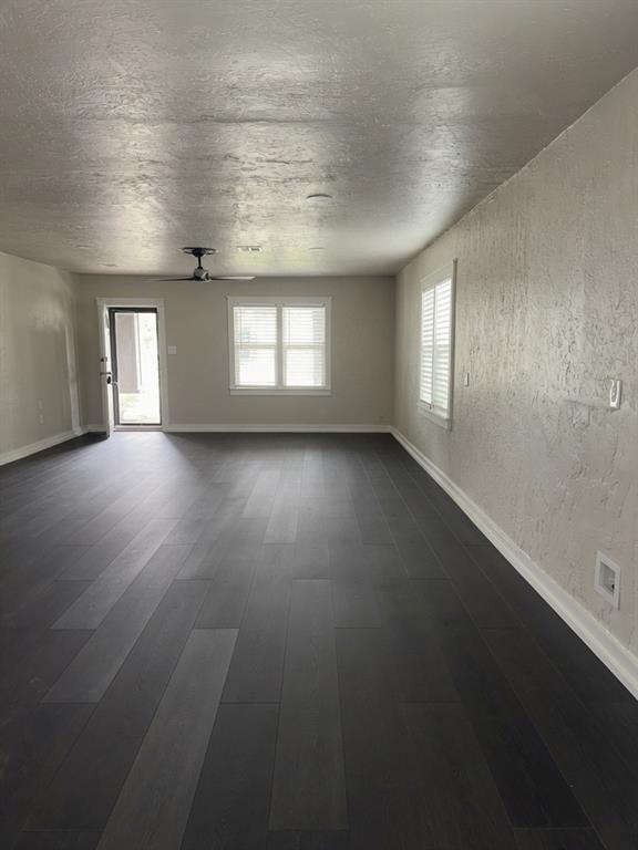 203 W Pine Street Property Photo 5