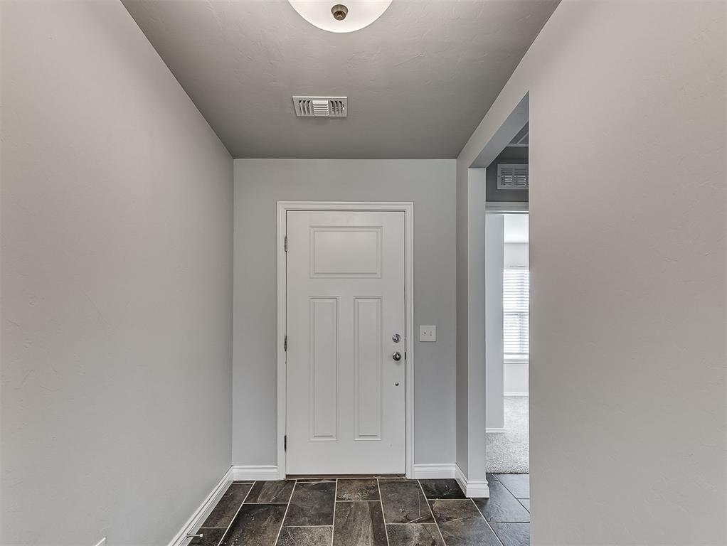405 Nest Drive Property Photo 5