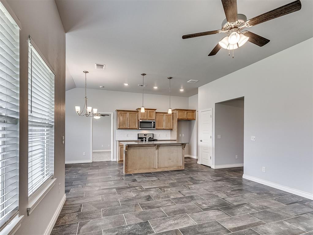 405 Nest Drive Property Photo 8