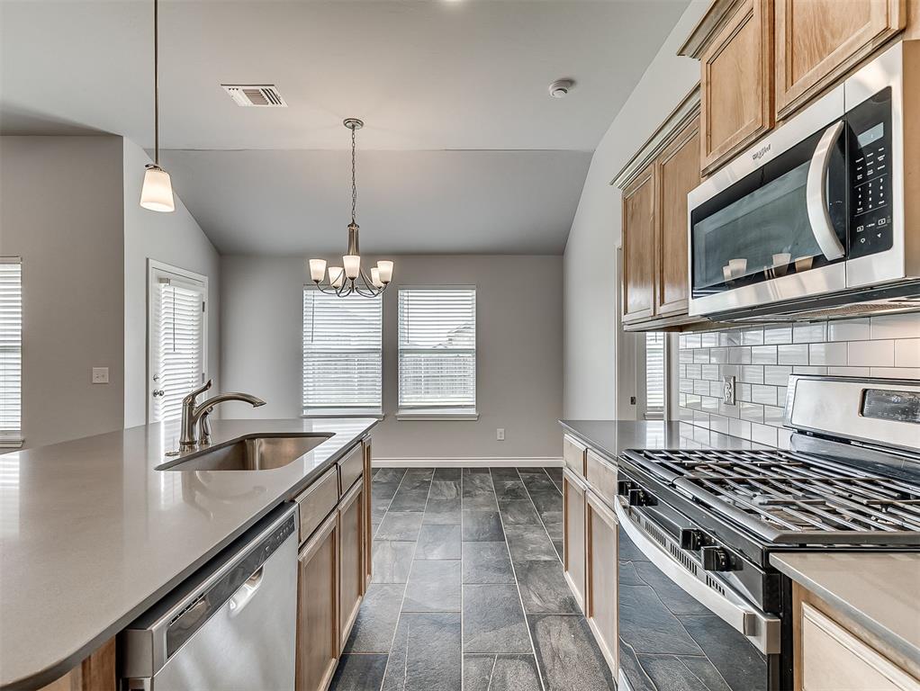 405 Nest Drive Property Photo 12