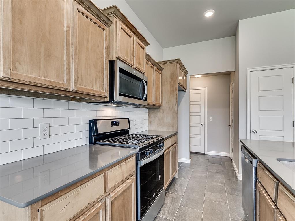 405 Nest Drive Property Photo 13