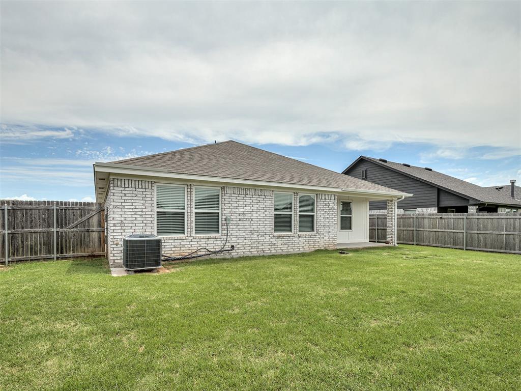 405 Nest Drive Property Photo 34