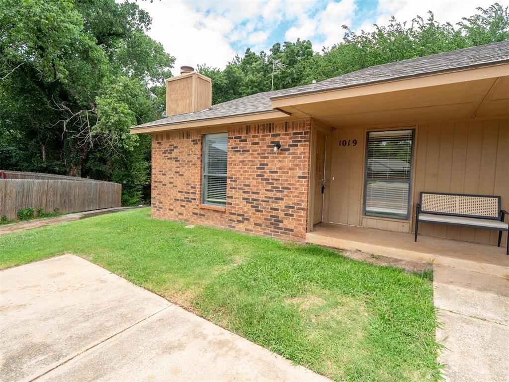 1017 Acacia Circle 1019 Property Photo 29