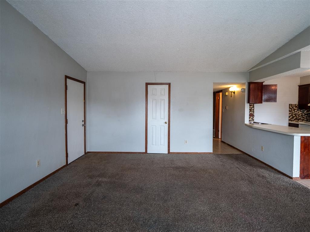 1017 Acacia Circle 1019 Property Photo 32