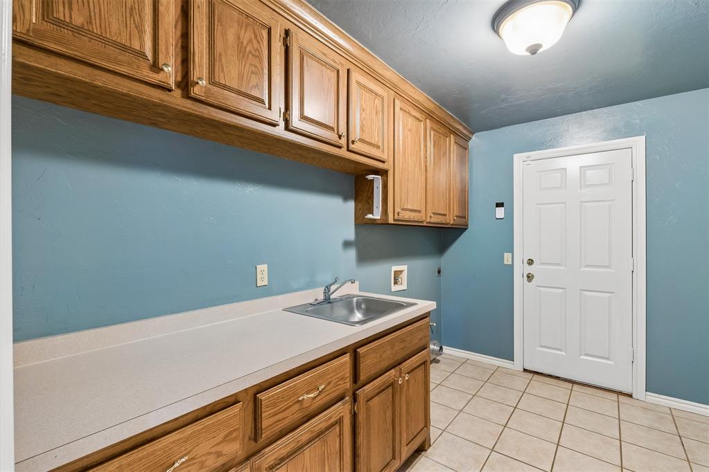 1401 Continental Way Property Photo 18