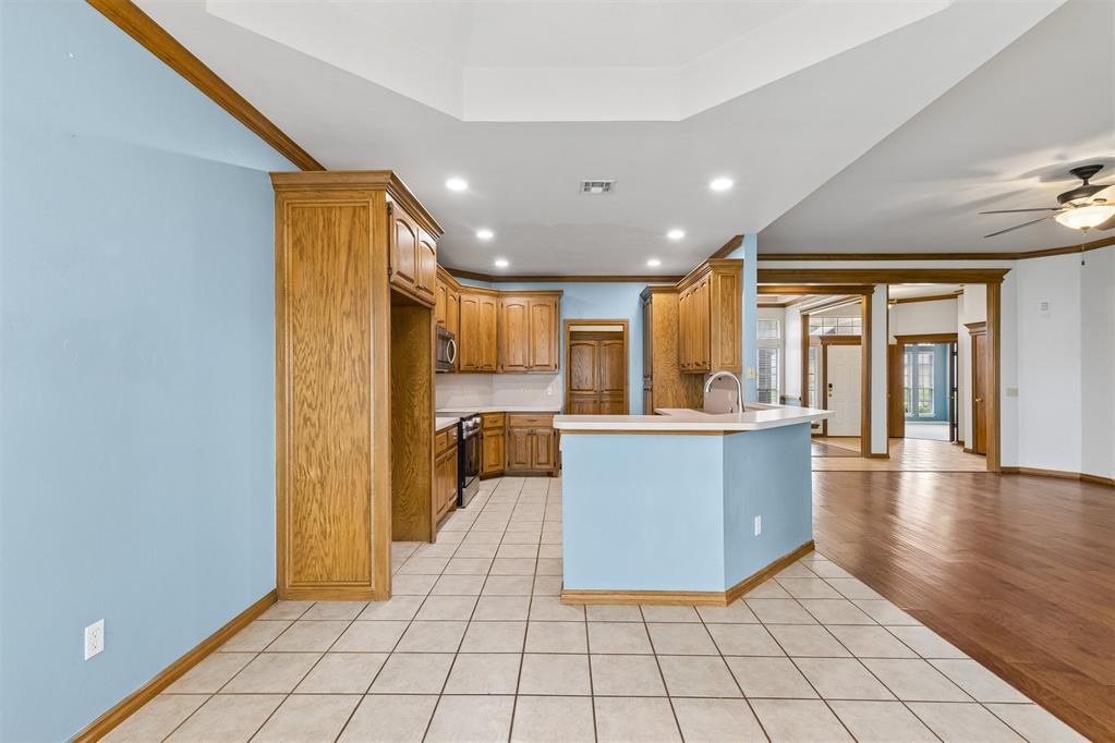 1401 Continental Way Property Photo 22