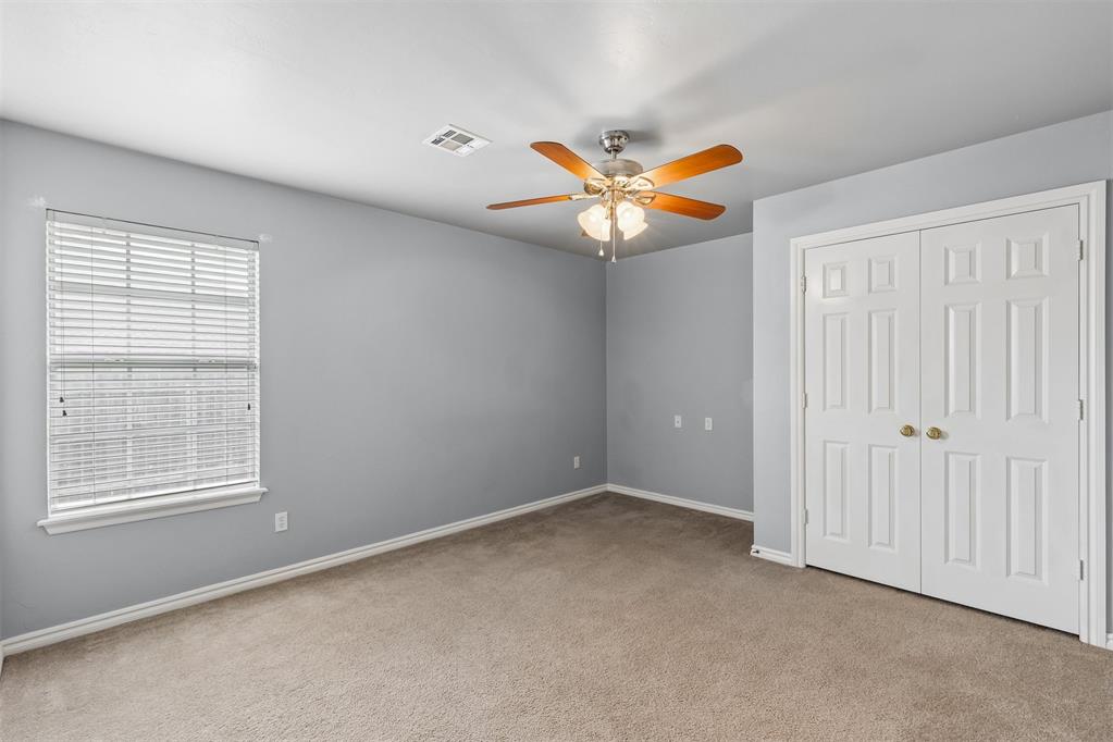 1401 Continental Way Property Photo 32