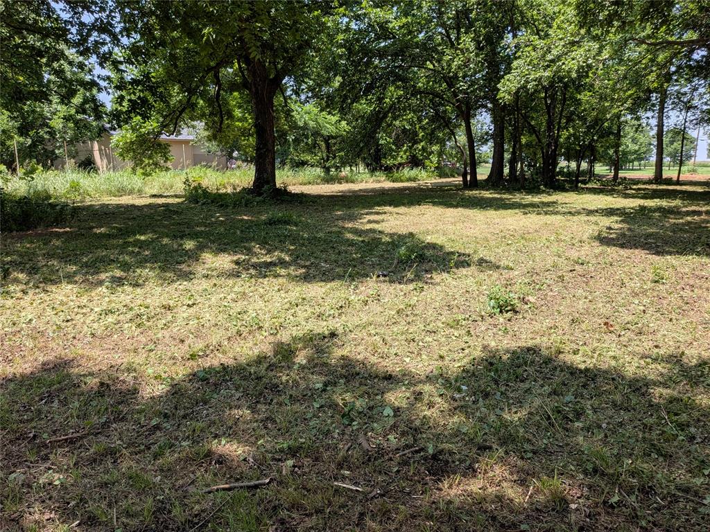 W Washington Avenue Property Photo 12