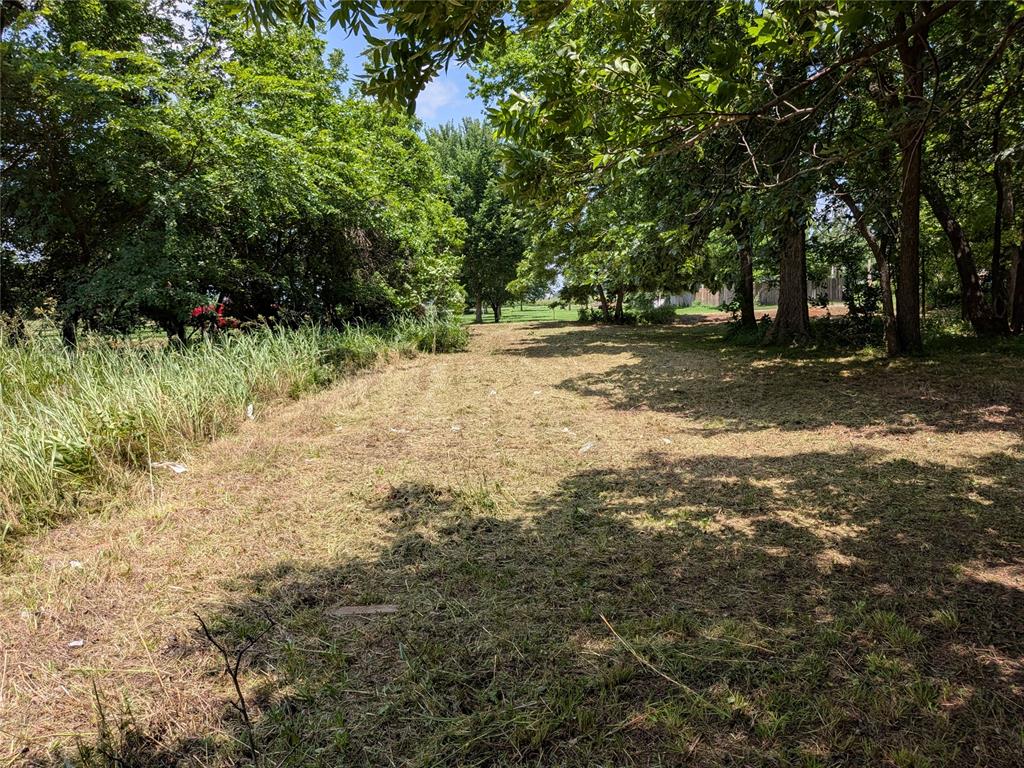 W Washington Avenue Property Photo 21