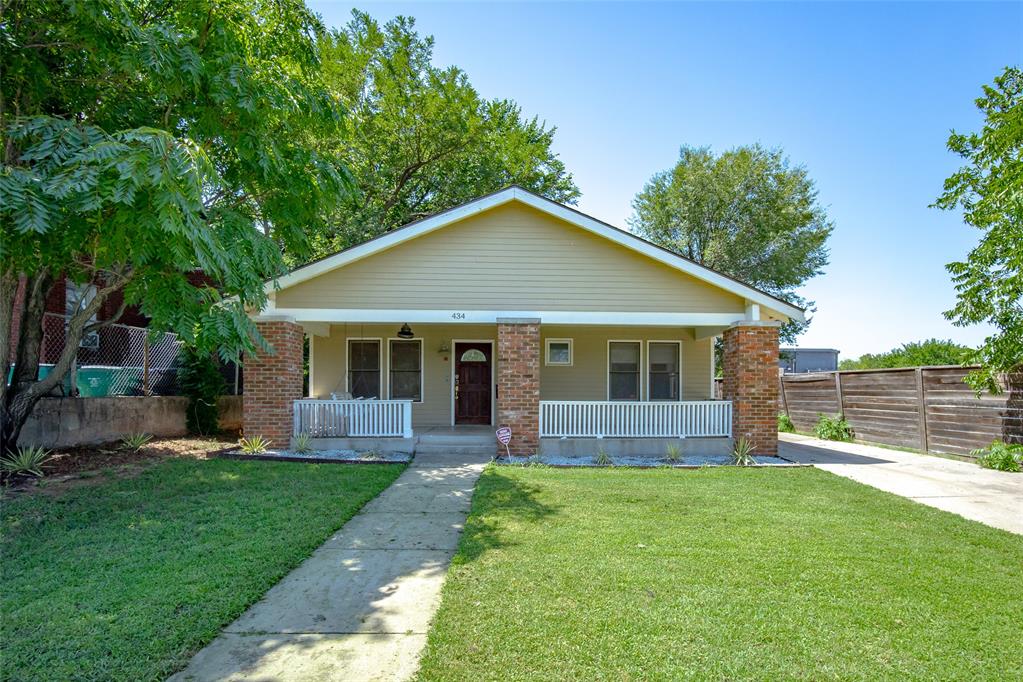 434 NW 25th Street Property Photo 1