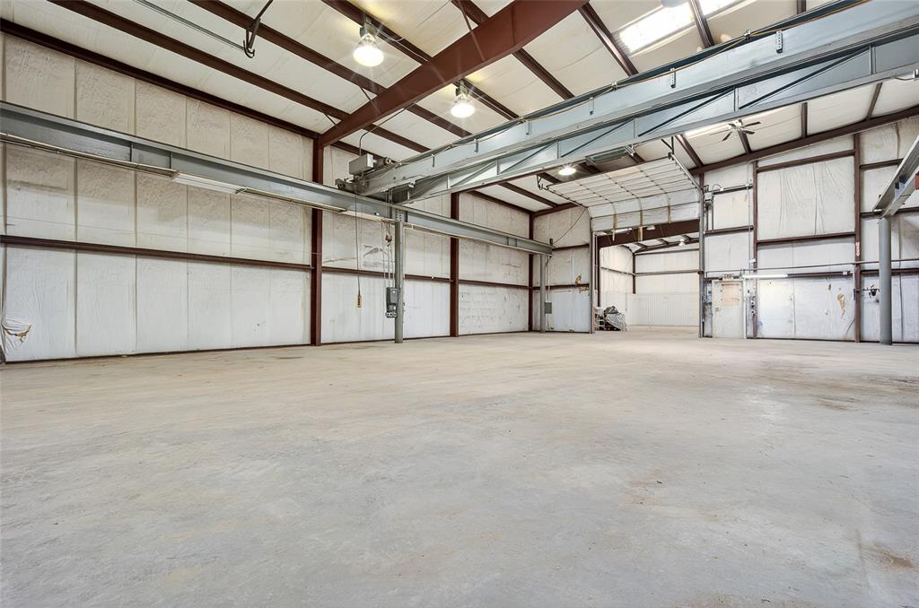 6209 S Shields Boulevard Property Photo 11
