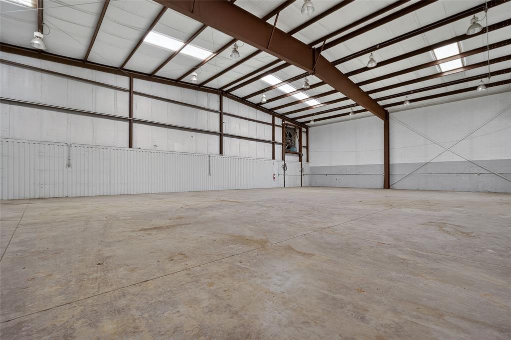 6209 S Shields Boulevard Property Photo 21