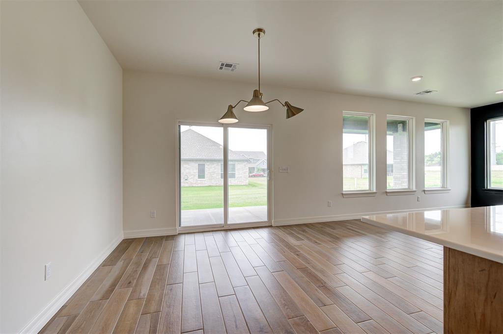 7713 Wilshire Woods Drive Property Photo 18