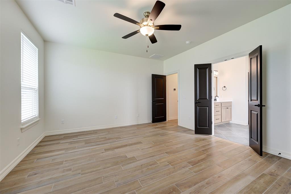 7713 Wilshire Woods Drive Property Photo 21